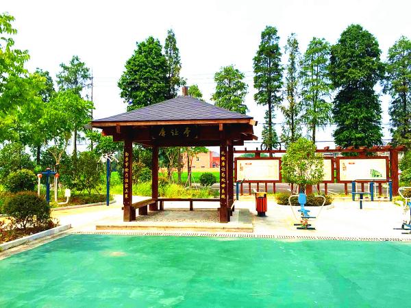 连具塘村位于仓前街道西北角,与瓶窑镇接壤,是仓前街道区域面积最大